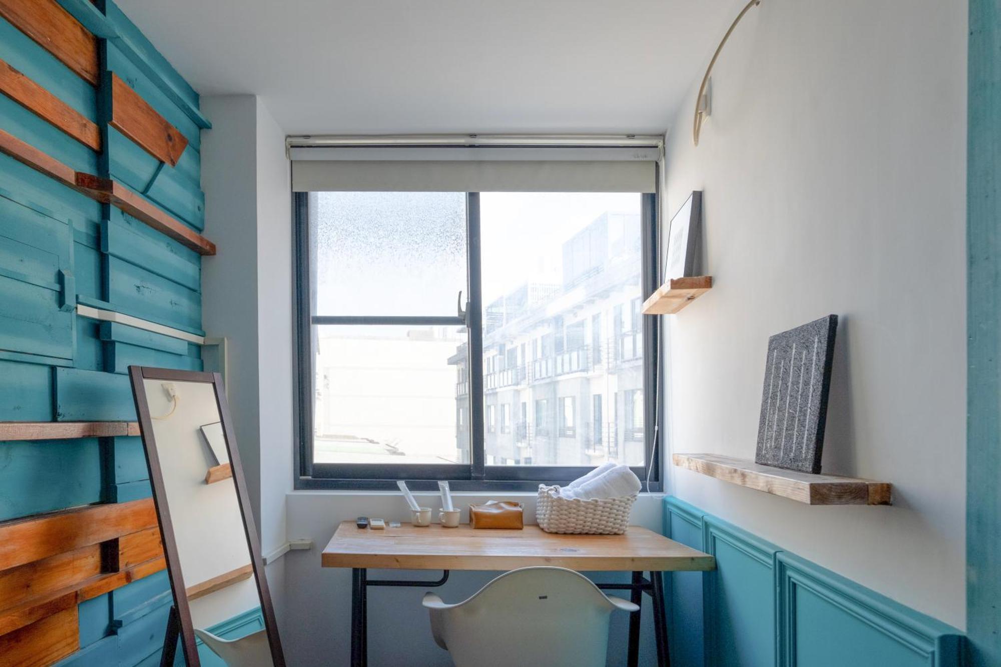 Re+Wood Guesthouse Tainan Buitenkant foto