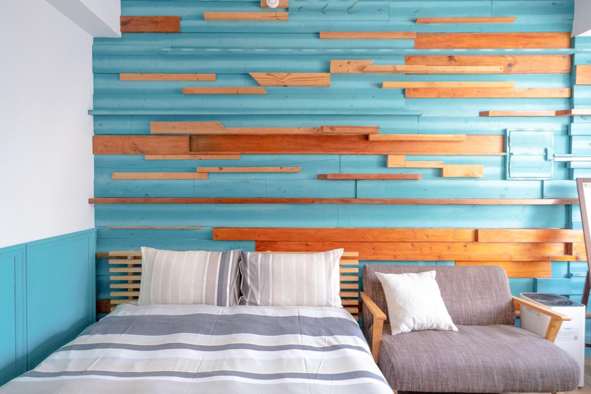 Re+Wood Guesthouse Tainan Buitenkant foto