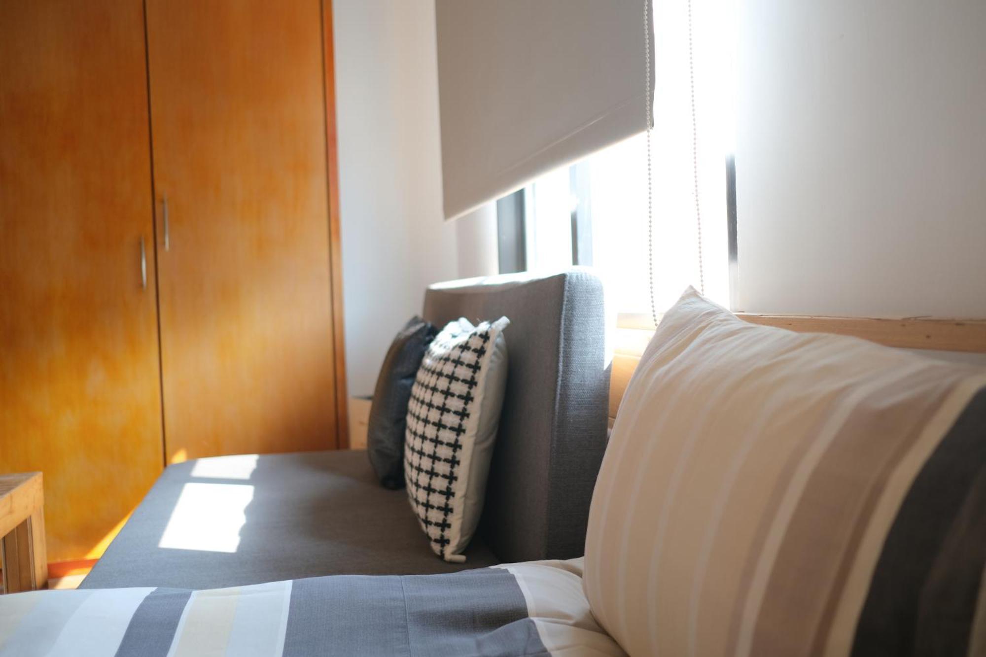 Re+Wood Guesthouse Tainan Buitenkant foto